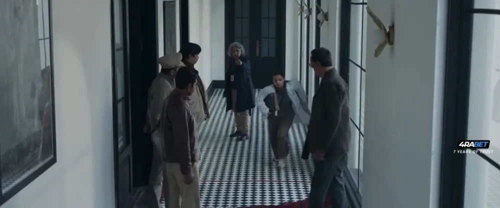 Raat Akeli Hai - The Bansal Murders (2025) — screenshot