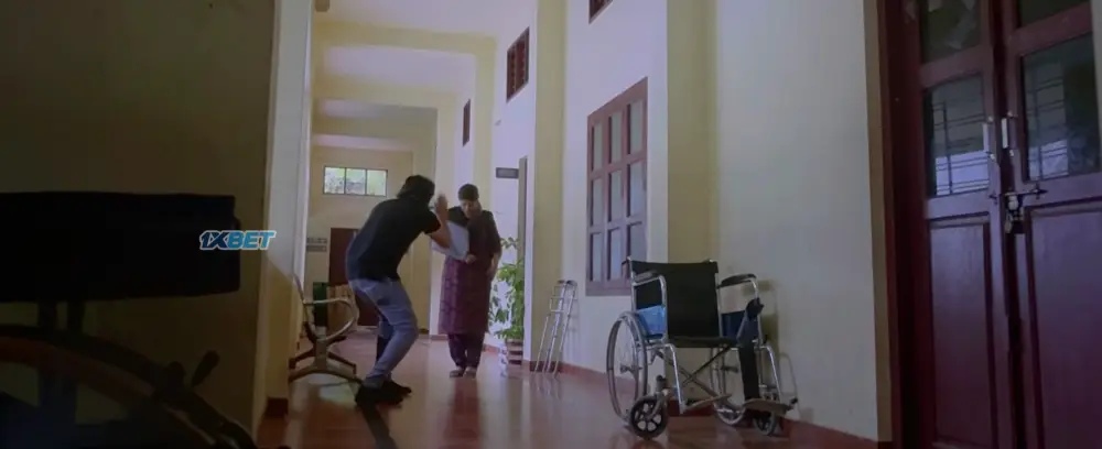 Mindiyum Paranjum (2025) — screenshot