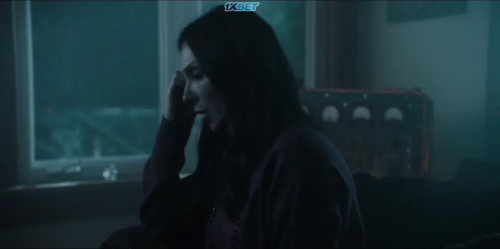 Amorosa (2025) — screenshot