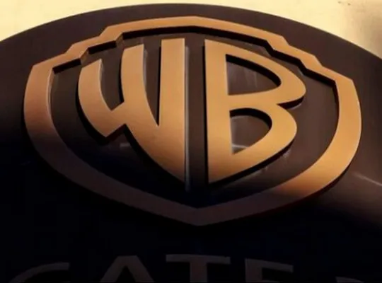Warner Bros. Discovery Resumes Merger Talks with Paramount Skydance () — poster