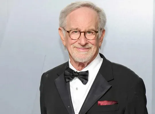 Steven Spielberg shares his thoughts on the existence of aliens () — poster