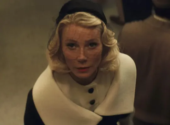 Новость: Gwyneth Paltrow will play the lead role in the drama *Strangers*.