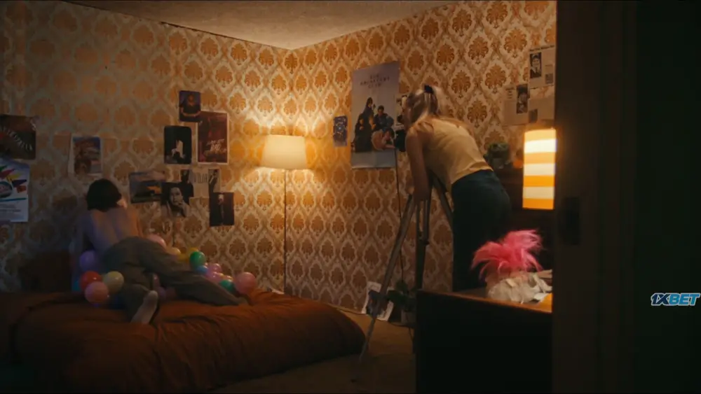 Lovebug (2025) — screenshot