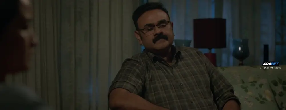 Valathu Vashathe Kallan (2025) — screenshot