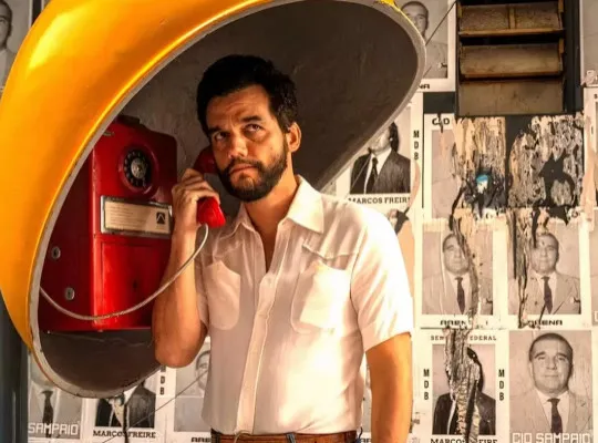 Steven Soderbergh Plans to Use “A Lot of AI” in New Film with Wagner Moura () — poster