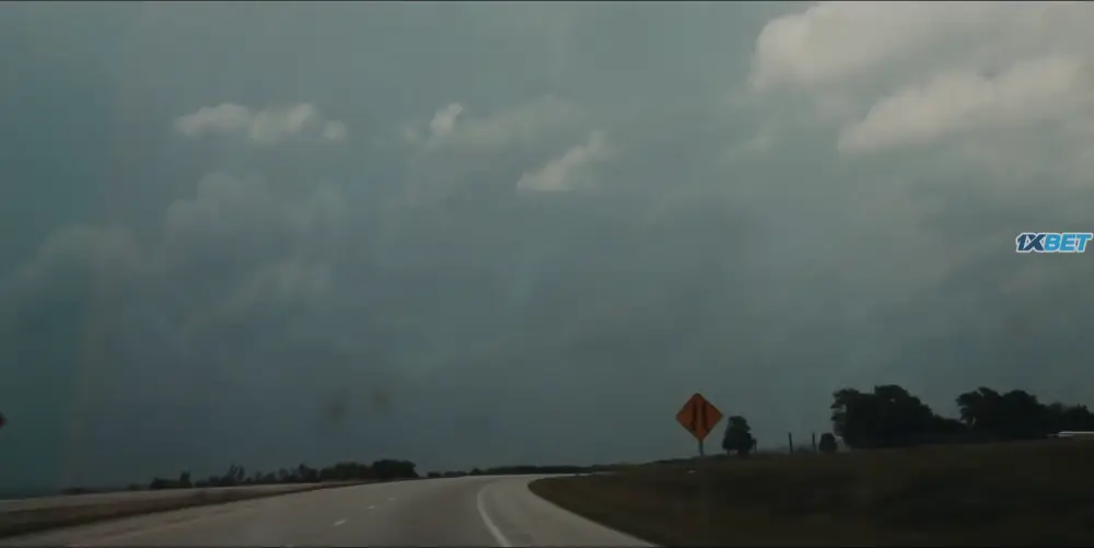The Twister: Caught in the Storm (2011) — screenshot