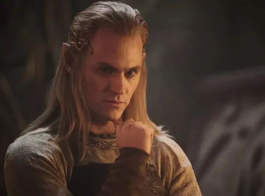 The Lord of the Rings: The Rings of Power Returns on November 11, 2026 () — poster